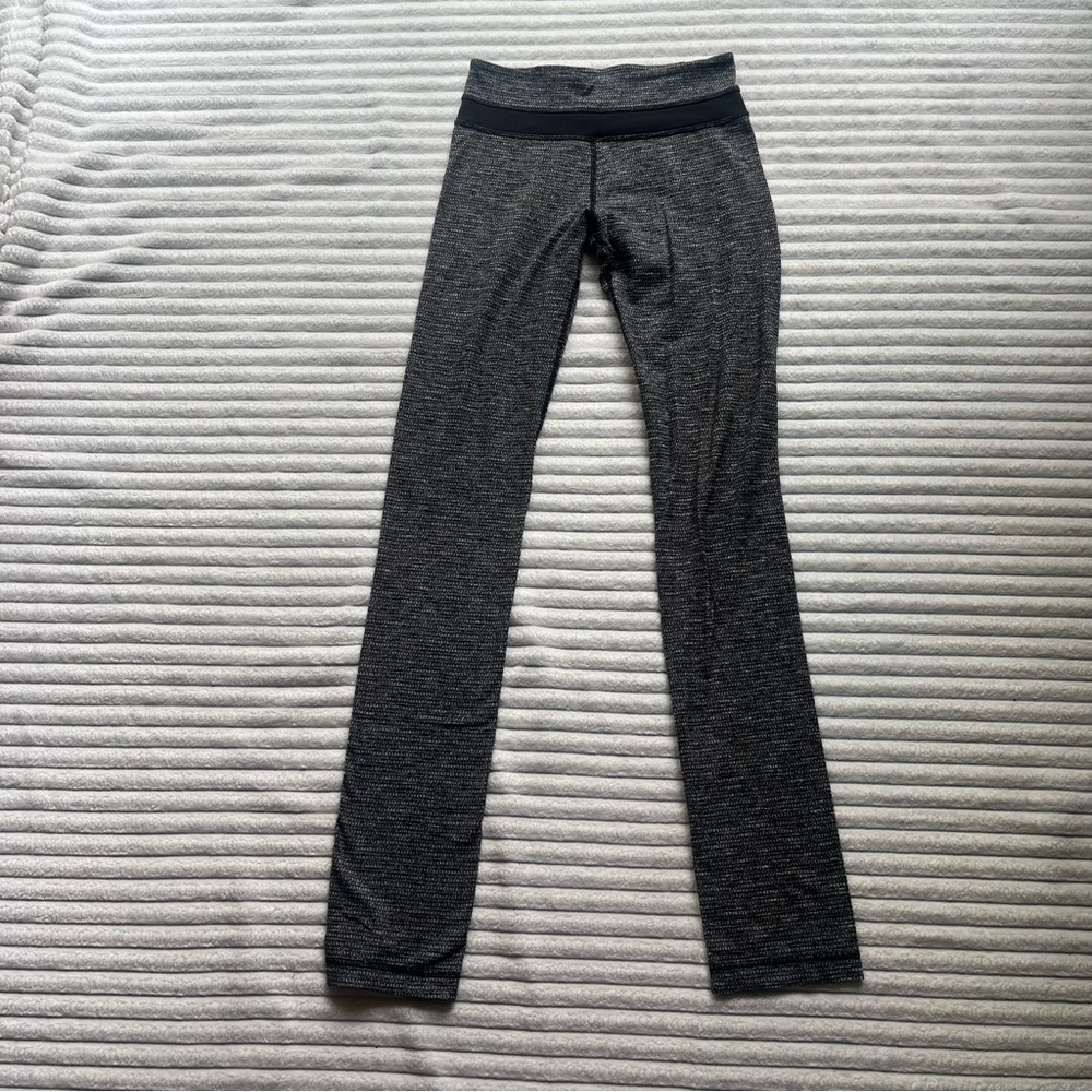 Lululemon Grey Knit Leggings
